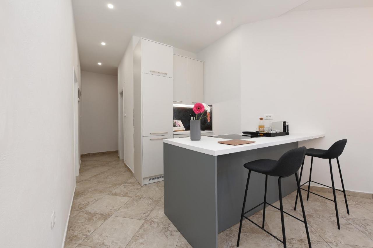 Malako Family Apartments Селине Екстер'єр фото