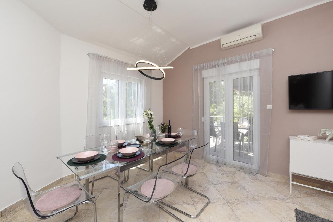 Malako Family Apartments Селине Екстер'єр фото